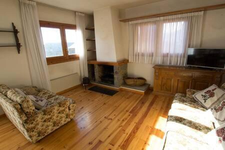 Casa Amb Jardi Alp Διαμέρισμα Εξωτερικό φωτογραφία